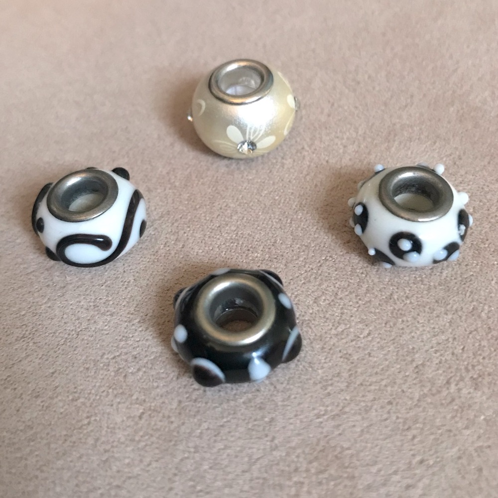 Black/White Murano Glass Beads For Charm Bracelet